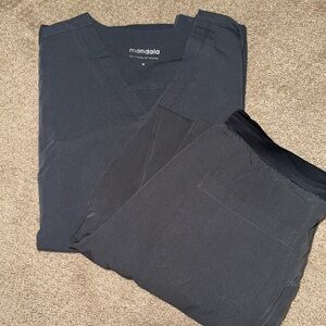 Mandala Men's Gray Scrub Set